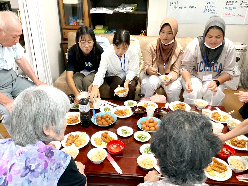 杵築市の高齢者サロンで楽しい交流会